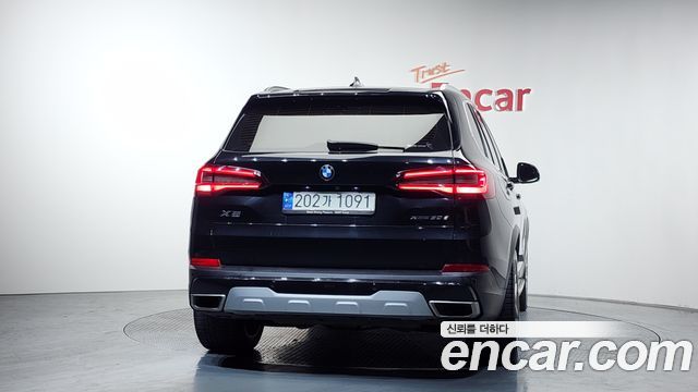 BMW X5 2021 — photo 4