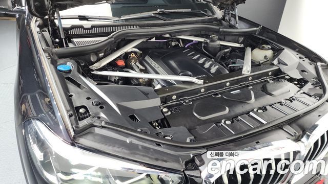 BMW X5 2021 — photo 6