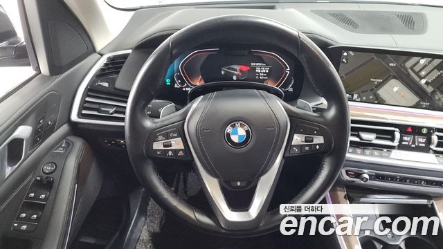 BMW X5 2021 — photo 13