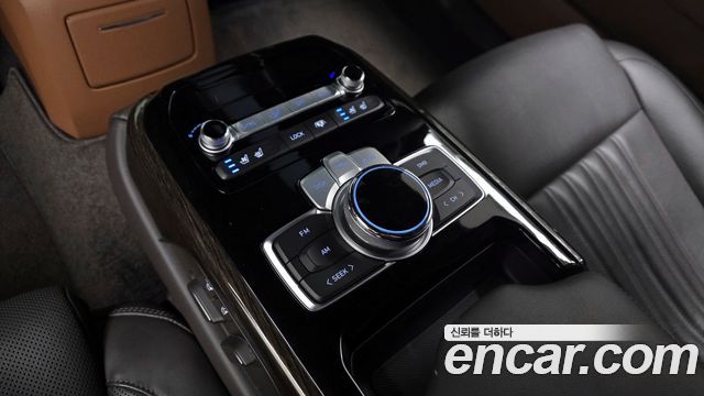 Genesis G90 2021 — photo 18