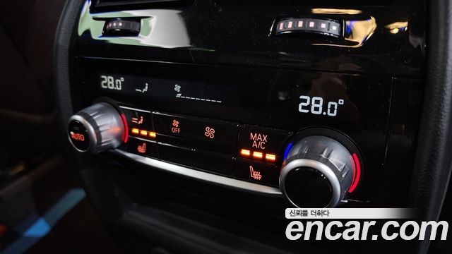 BMW Gran Turismo 2022 — photo 19