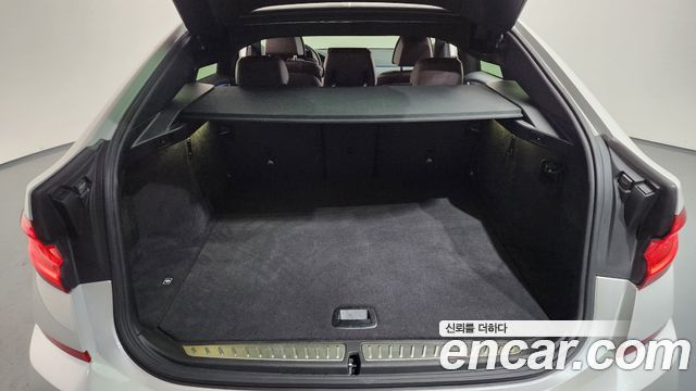 BMW Gran Turismo 2022 — photo 20