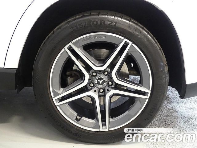 Mercedes-Benz GLS-Class 2022 — photo 4