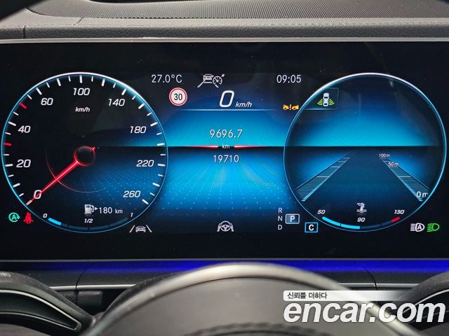 Mercedes-Benz GLS-Class 2022 — photo 6
