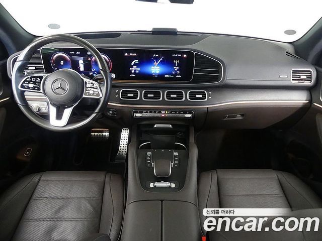 Mercedes-Benz GLS-Class 2022 — photo 8