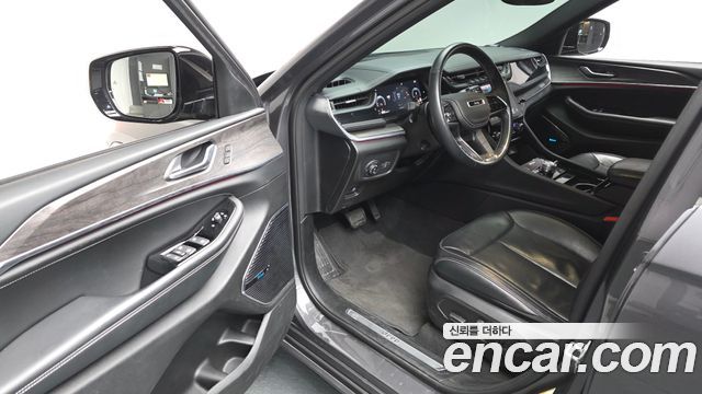 Jeep Cherokee 2022 — photo 10