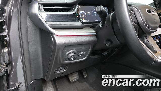 Jeep Cherokee 2022 — photo 13