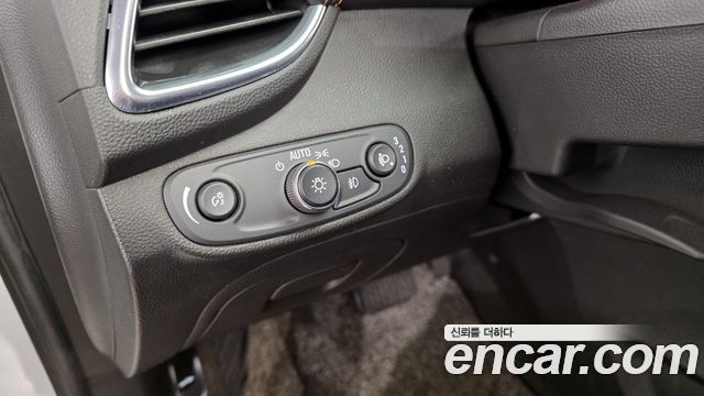 Chevrolet Korea Trax 2019 — photo 15