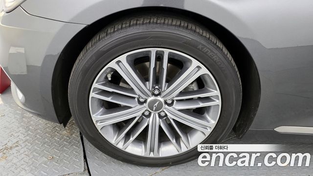 Genesis G80 2018 — photo 5