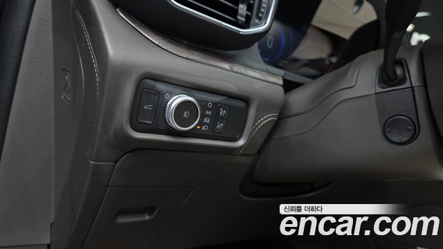 Ford Explorer 2022 — photo 14