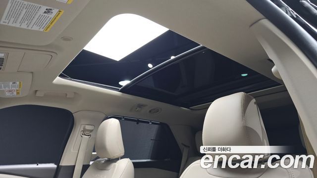 Ford Explorer 2022 — photo 19