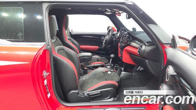 Mini Cooper 2019 — photo 11
