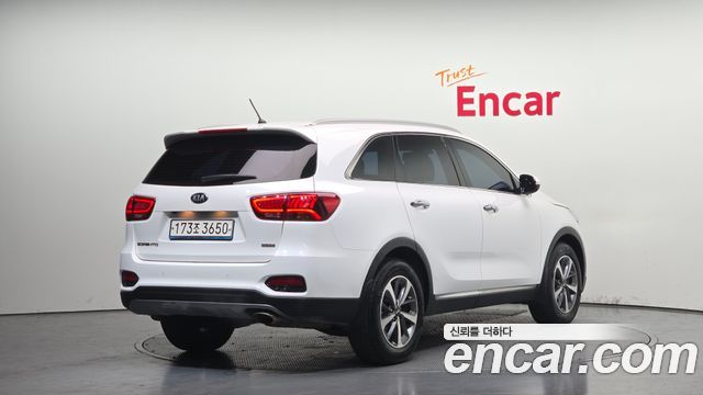 Kia Sorento 2019 — photo 2