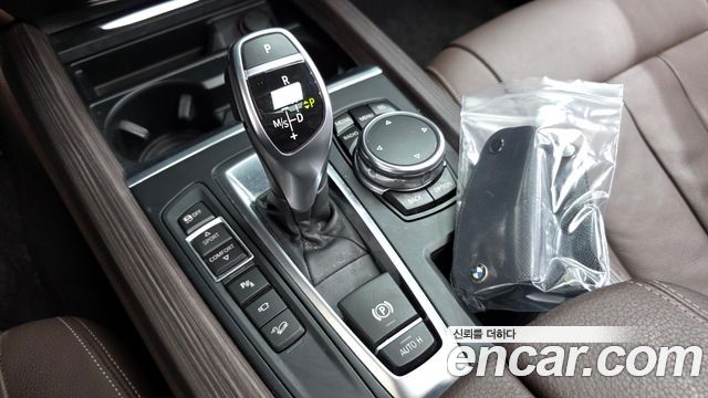 BMW X5 2016 — photo 9