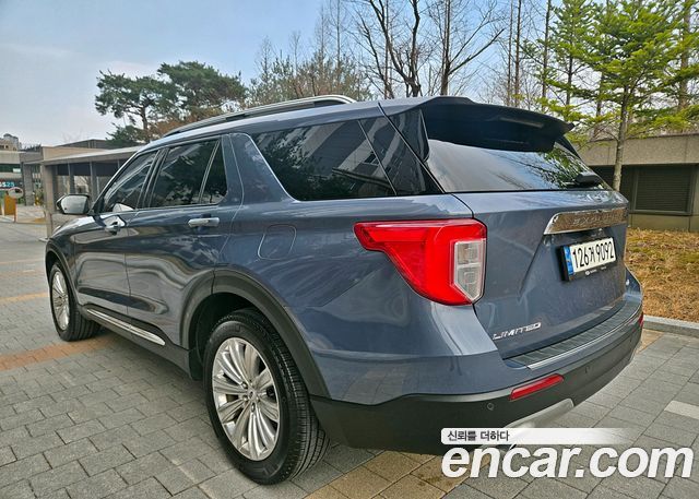 Ford Explorer 2021 — photo 4
