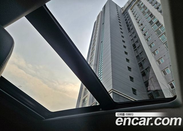 Ford Explorer 2021 — photo 18