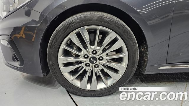 Kia K5 2019 — photo 5