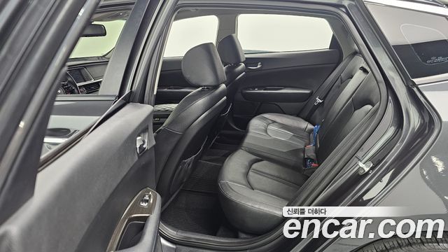 Kia K5 2019 — photo 12
