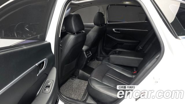 Hyundai Sonata 2020 — photo 12
