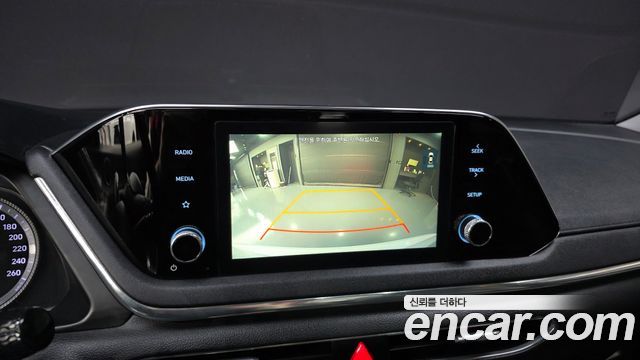 Hyundai Sonata 2020 — photo 16