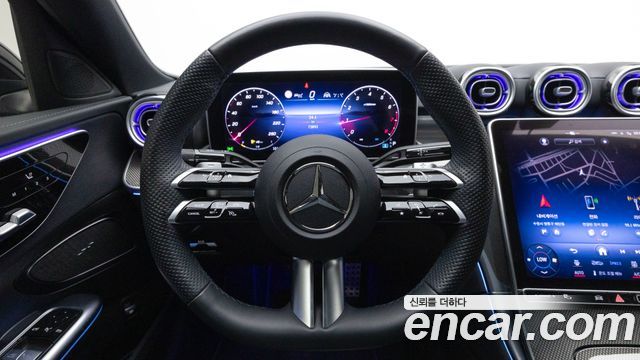 Mercedes-Benz C-Class 2023 — photo 6