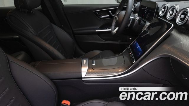 Mercedes-Benz C-Class 2023 — photo 14