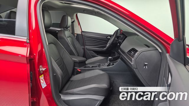 Volkswagen Jetta 2024 — photo 10