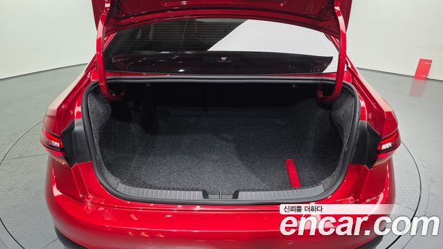 Volkswagen Jetta 2024 — photo 20