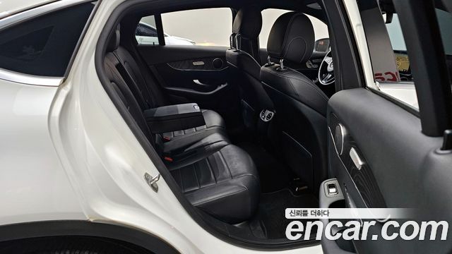 Mercedes-Benz GLC-Class 2019 — photo 12
