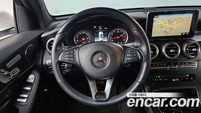 Mercedes-Benz GLC-Class 2019 — photo 13