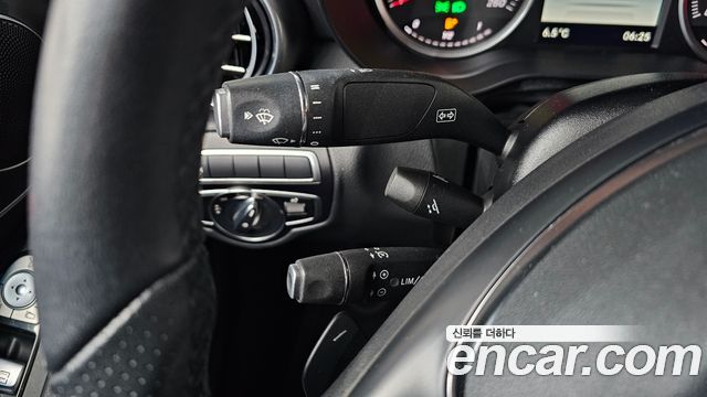 Mercedes-Benz GLC-Class 2019 — photo 14