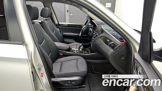 BMW X3 2011 — photo 12