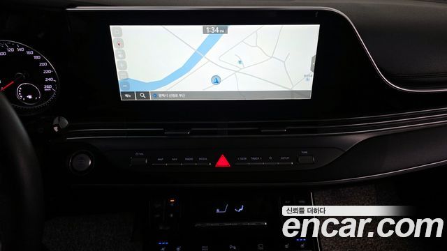 Hyundai Grandeur 2022 — photo 14