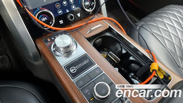 Land Rover Range Rover 2018 — photo 9