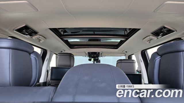 Land Rover Range Rover 2018 — photo 18