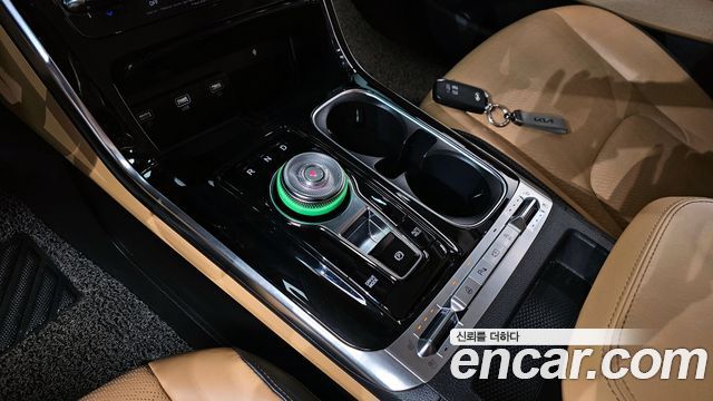Kia Canival 2021 — photo 9