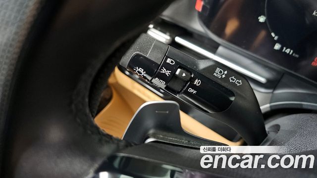 Kia Canival 2021 — photo 18