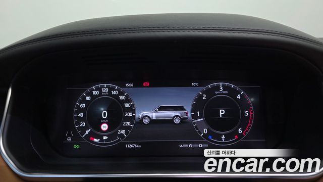 Land Rover Range Rover 2021 — photo 8