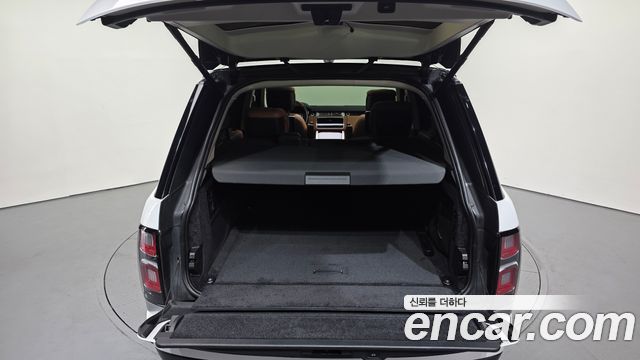 Land Rover Range Rover 2021 — photo 20