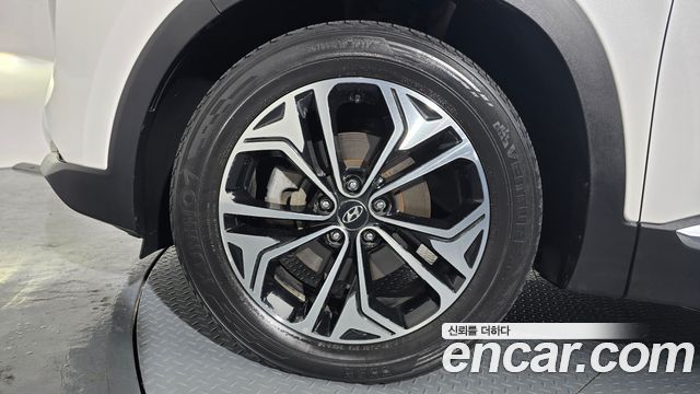 Hyundai Santafe 2019 — photo 5