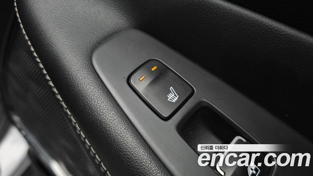 Hyundai Santafe 2019 — photo 18