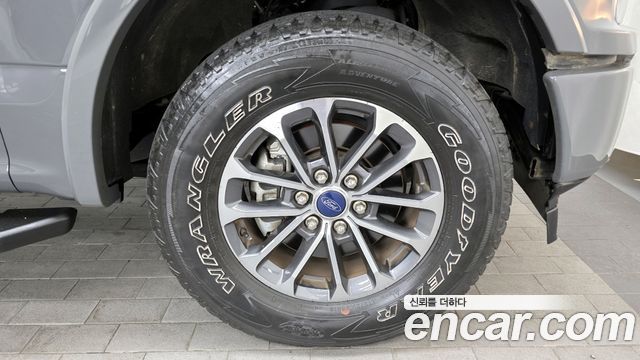 Ford F150 2020 — photo 5