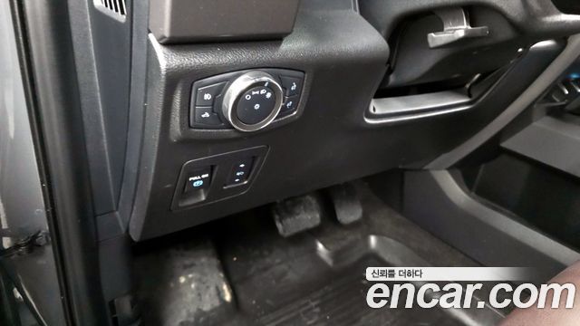 Ford F150 2020 — photo 18