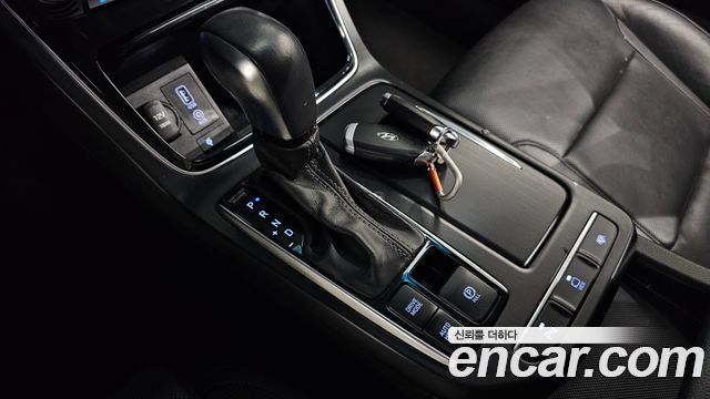 Hyundai Grandeur 2018 — photo 9