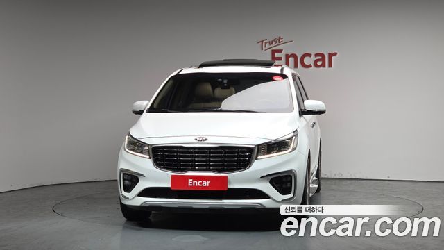 Kia Canival 2020 — photo 3