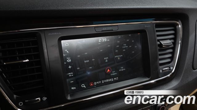 Kia Canival 2020 — photo 15