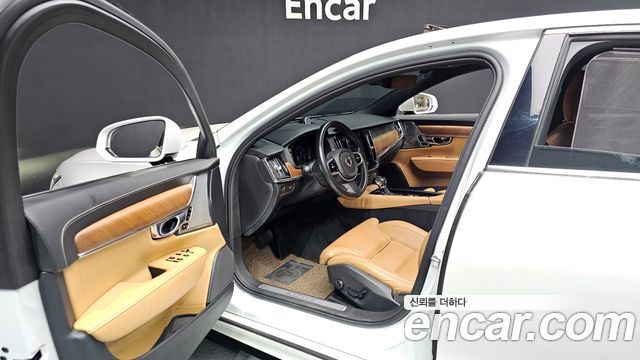 Volvo S90 2019 — photo 10