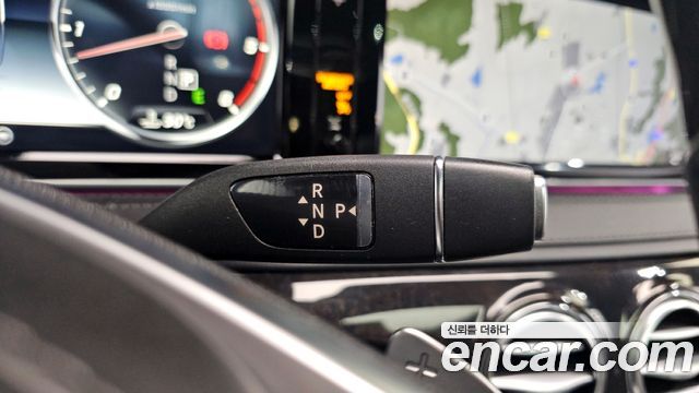 Mercedes-Benz S-Class 2016 — photo 9