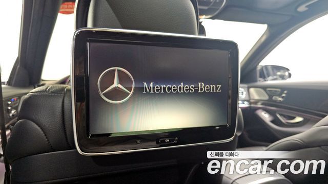 Mercedes-Benz S-Class 2016 — photo 18