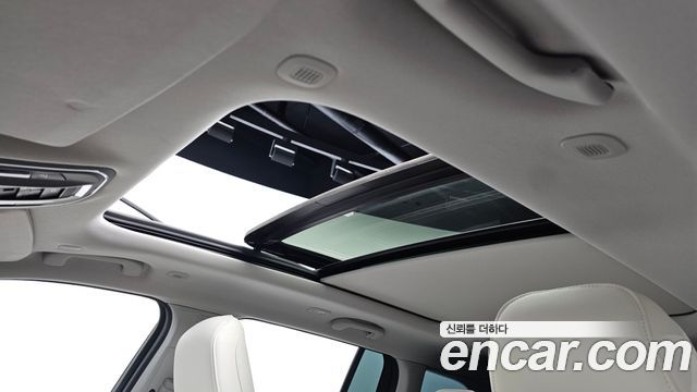 Jeep Cherokee 2023 — photo 18